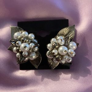 Vintage Pierced Pearl Earrings